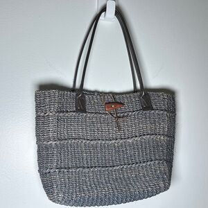 Unbranded Handwoven Blue‎ Straw Tote Bag Wooden Toggle Closure OS